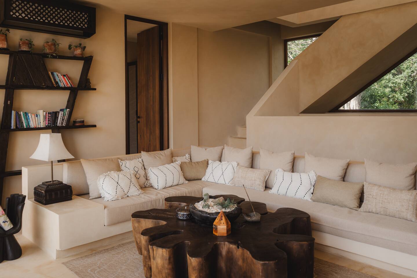 66362166-971b-41e1-a430-b0215f85f088