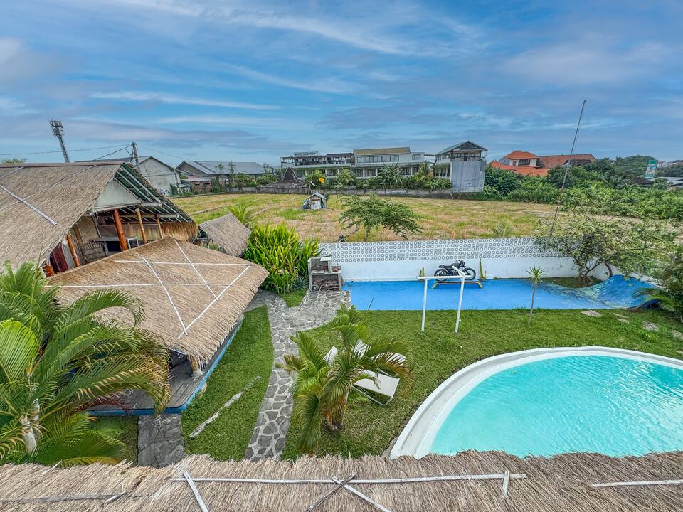 9bff07fc-2268-4b6f-a9f8-d5feece5156f