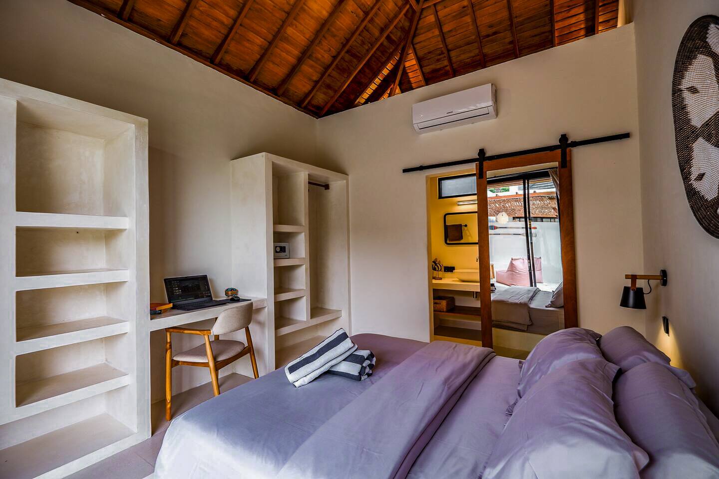 bb736f7c-be2f-40fb-af45-7fb07756a5d8