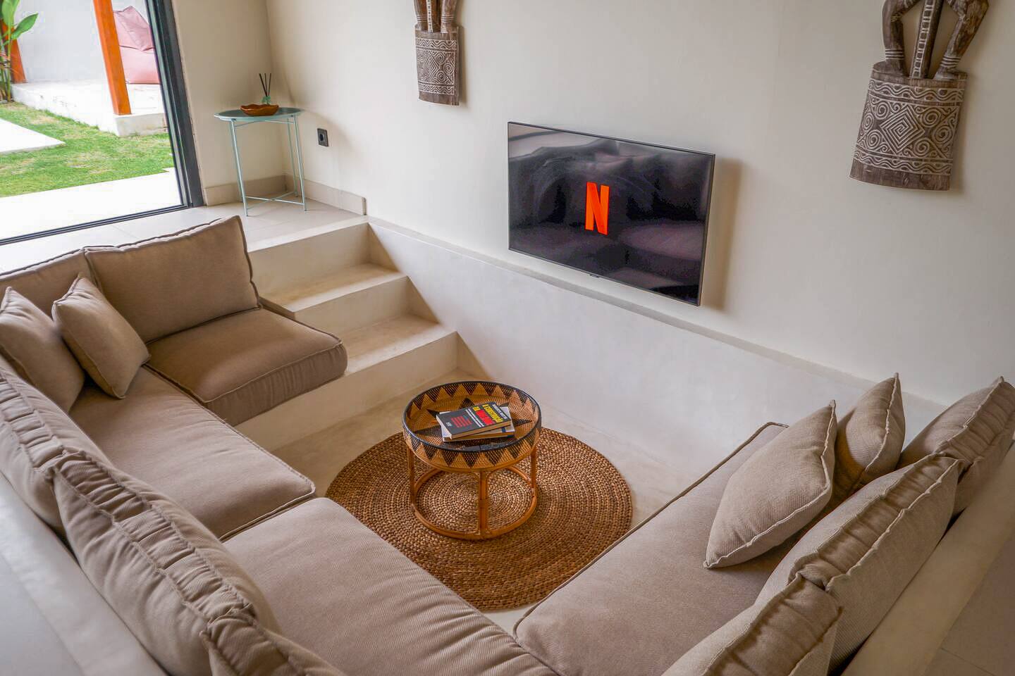 ec17383d-66cf-43a2-86de-410d1e8445f2