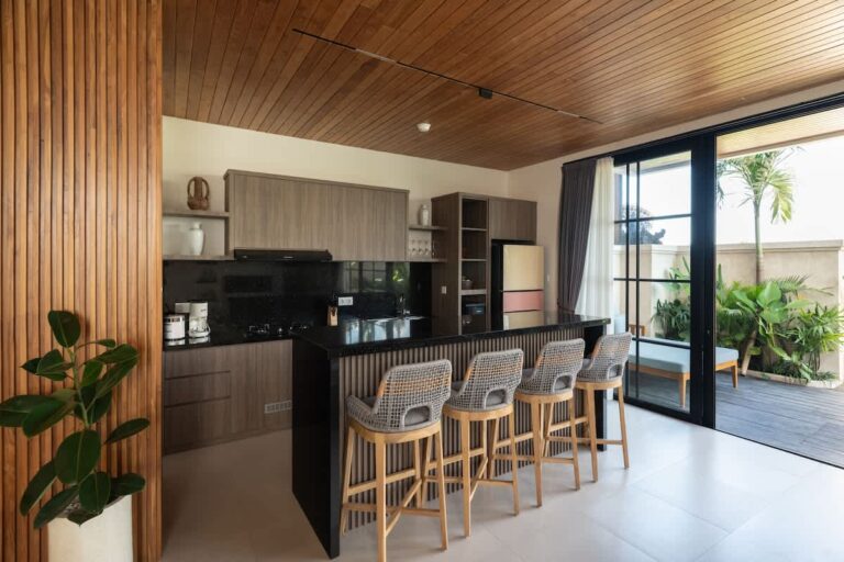 0e136525-790e-4c-GY043