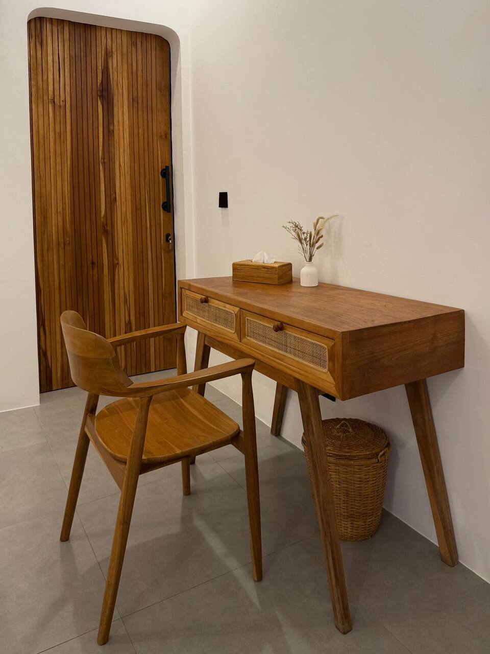 19b761c5-580f-4be9-903d-14a485b3eeec