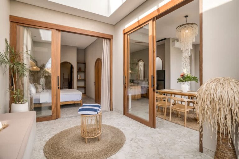 1bf64eee-3cb6-4b-aoqjS