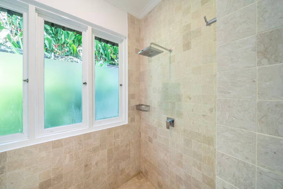 2cd363c9-8ed4-45ce-ba37-ff4231c97328