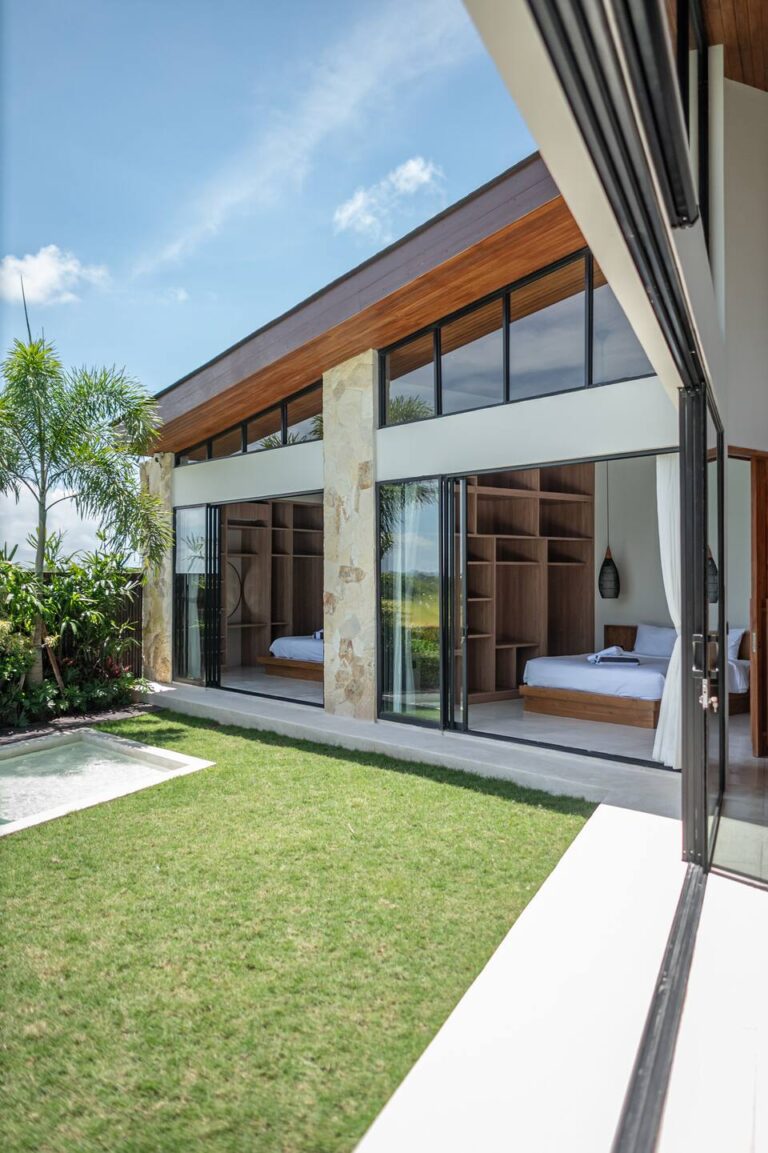 3cbf04ba-f939-43d6-9561-6fb7b45001ee