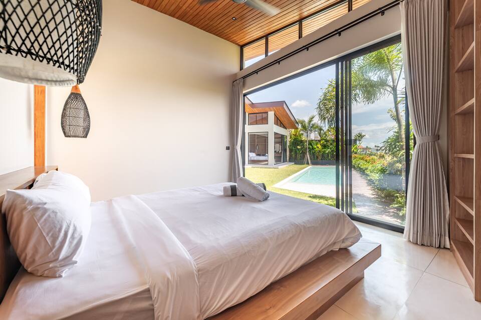 41904720-d5f2-4590-850c-54fedda2a02e