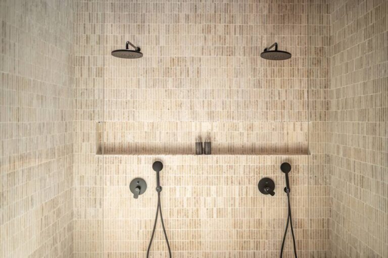 6e8dc2b9-76e9-43b9-a861-4d75f58ae799