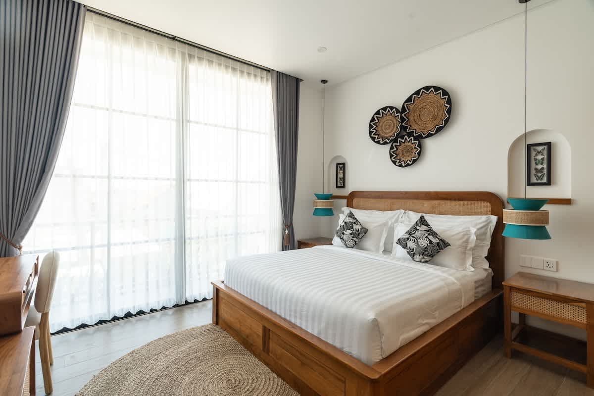 bad9ccea-7759-4e-N_GBk