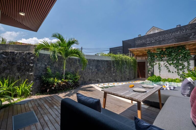 ce659593-ec67-48e4-bfd6-b6bf3b2a3897