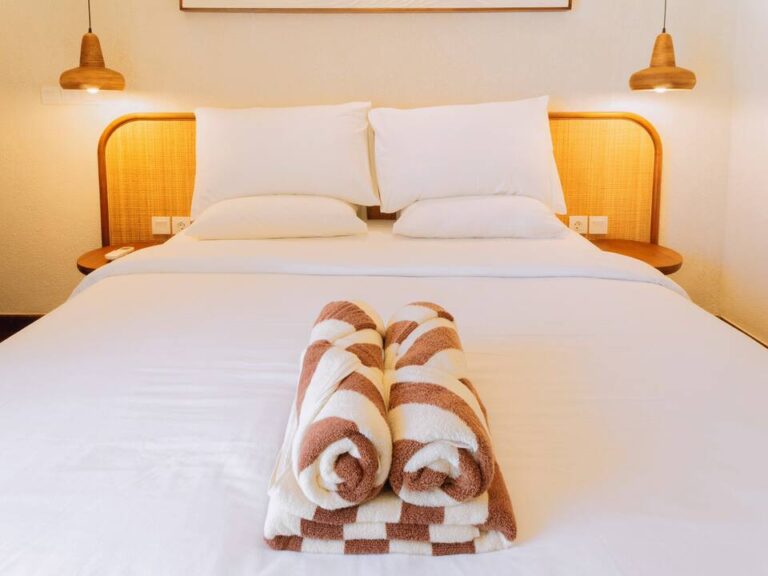 e6591fda-210e-41f4-ae87-6a6b5ab72451